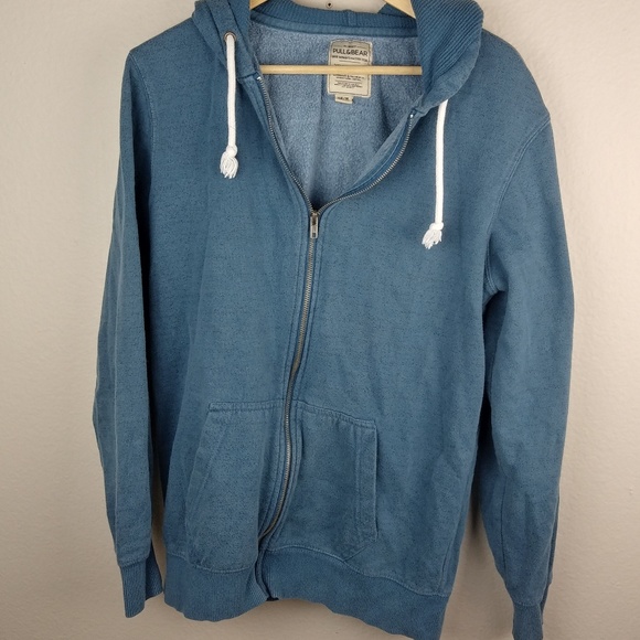 hoodie zipper pull and bear